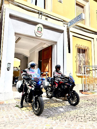 Senigallia – Scoperti gli autori della rissa allo chalet, identificati e denunciati sei giovani
